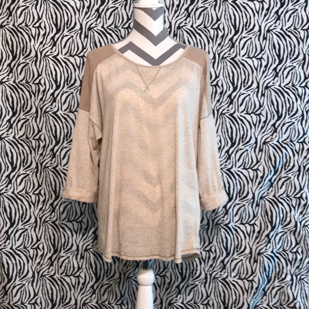 Faded Glory Tan 3/4 Sleeve Shirt